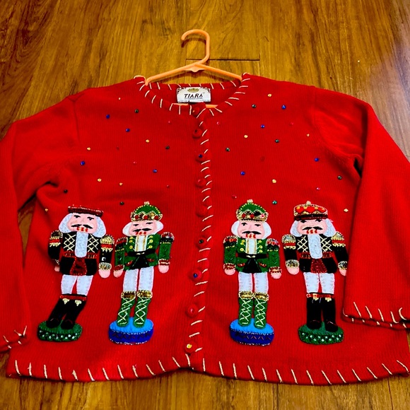 Tiara Sweaters Nutcracker Christmas Womans Red Vintage Button Down